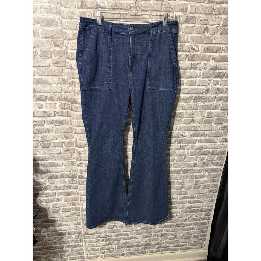 Judy Blue High Waist Flare Jeans with Front Patch Pockets - Picture 2 of 5